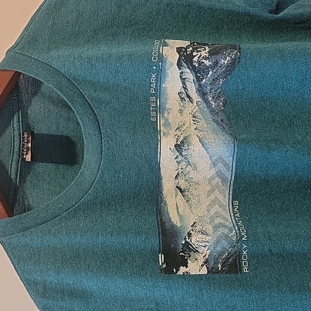 Teal Graphic Tee - Short Sleeve